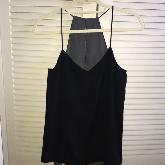 Express Reversible V-Neck Cami - Picture 4 of 8